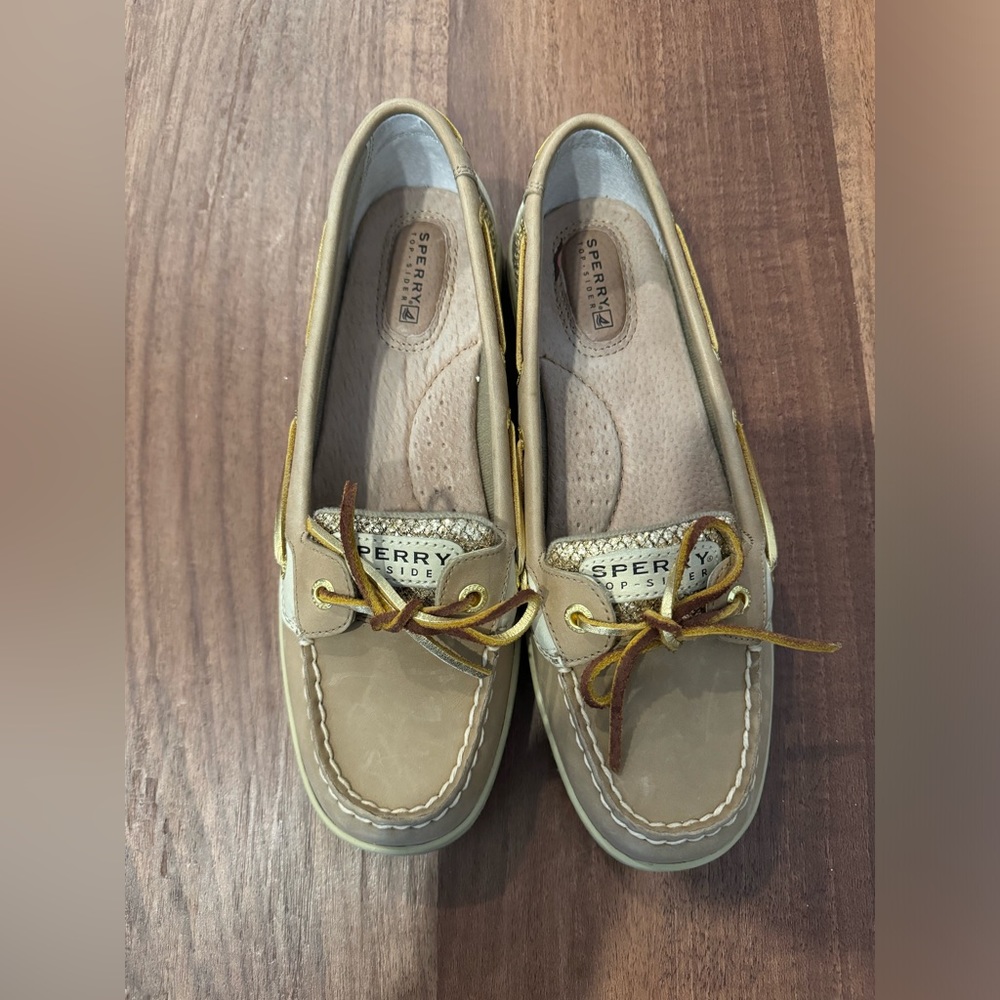 Sperry boat shoes